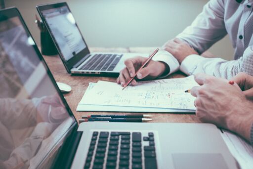 Steeds minder mensen werken van negen tot vijf