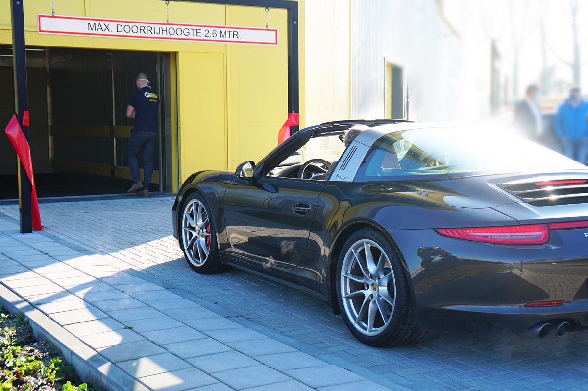 Autohotel in Weesp